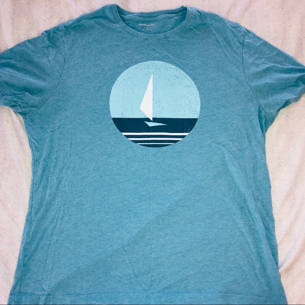 Banana Republic Blue Men’s XL Graphic Tee